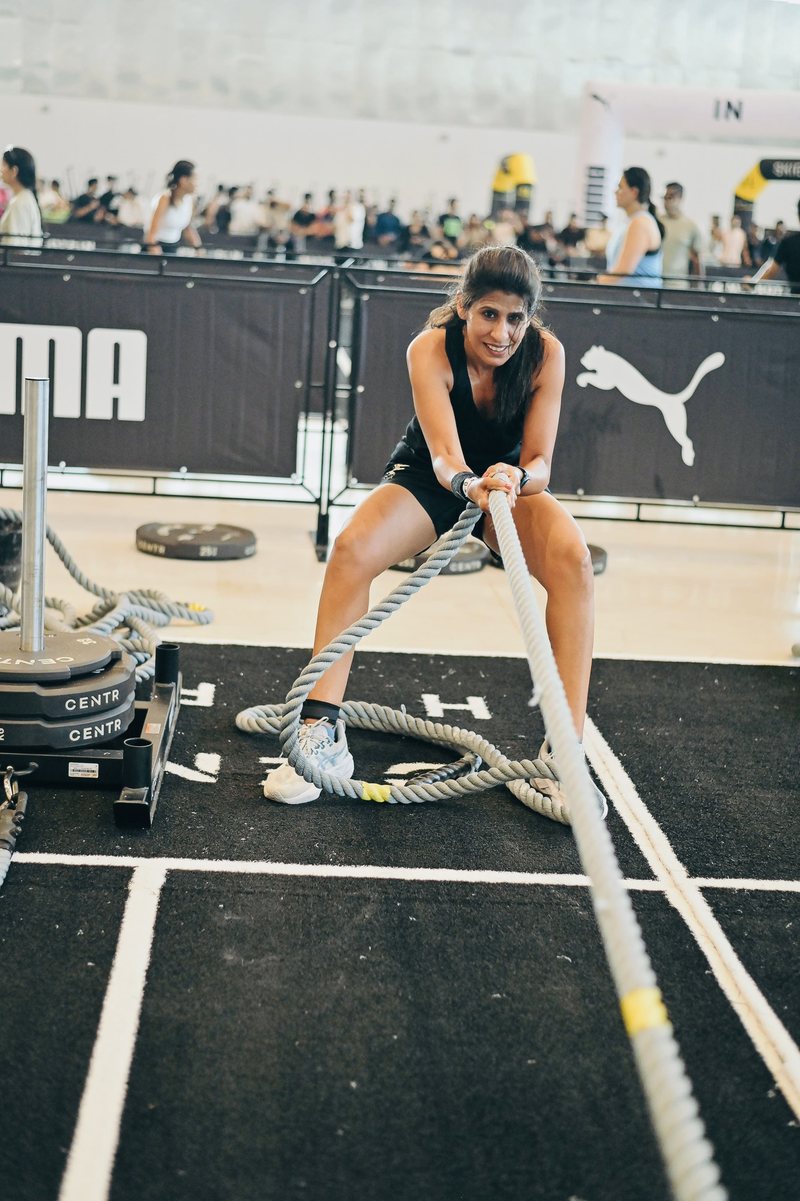 Mihika on battle ropes &mdash; HYROX Delhi